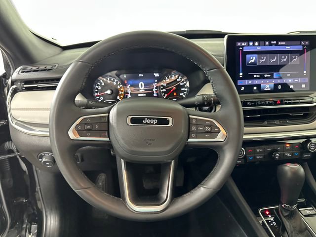 Used 2024 Jeep Compass Limited image 14
