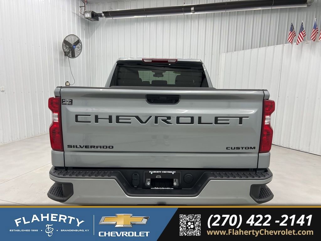 Used 2025 Chevrolet Silverado 1500 Custom w/ LPO, Dark Essentials Package image 4
