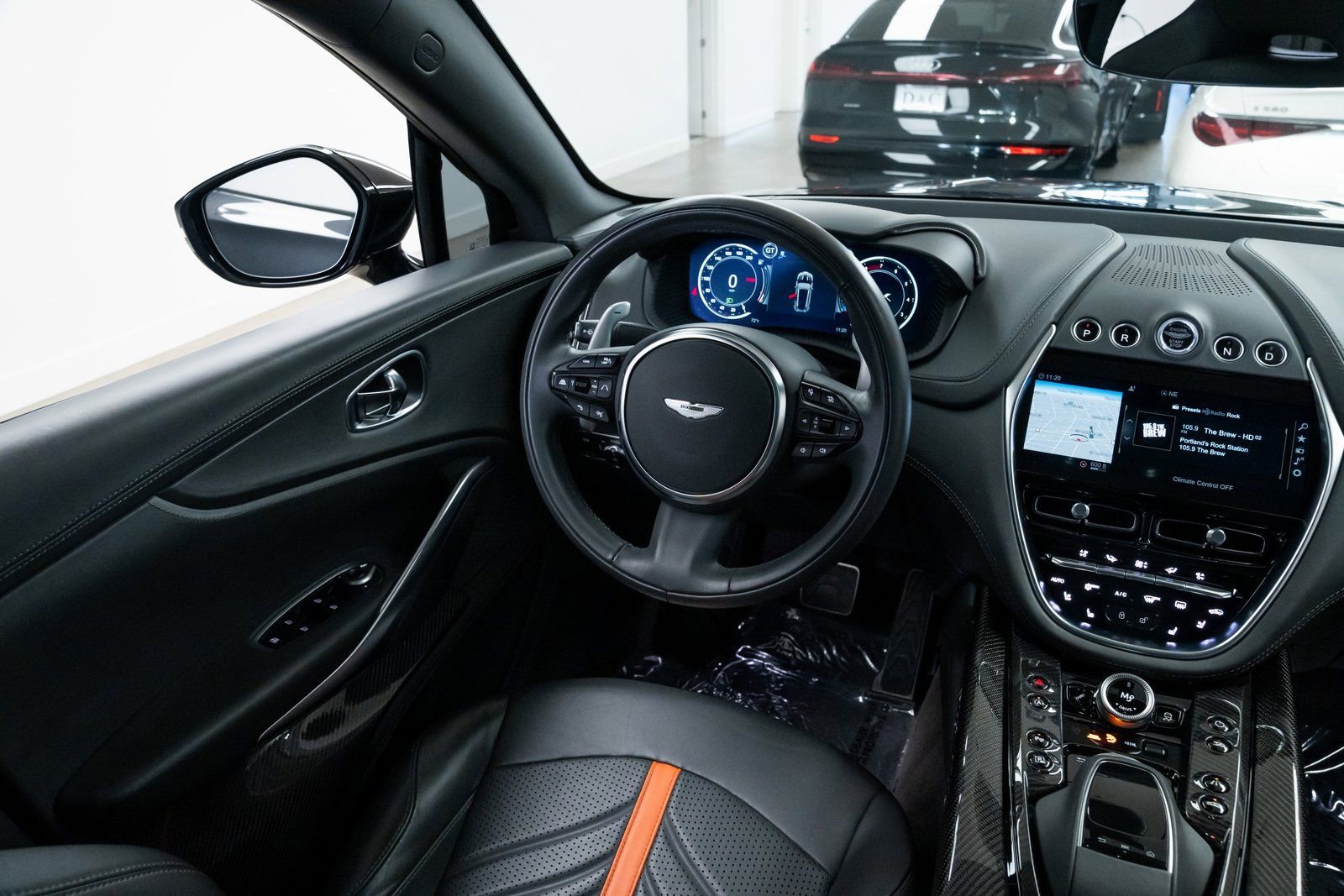 Used 2023 Aston Martin DBX 707 image 10