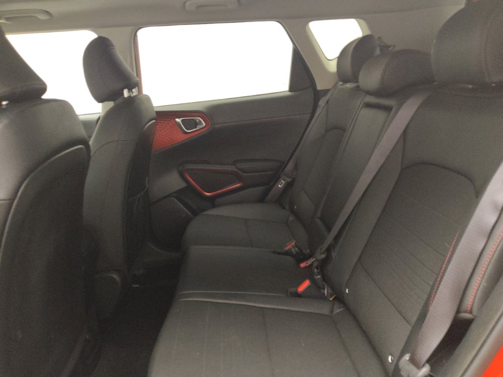 Used 2022 Kia Soul Turbo image 18