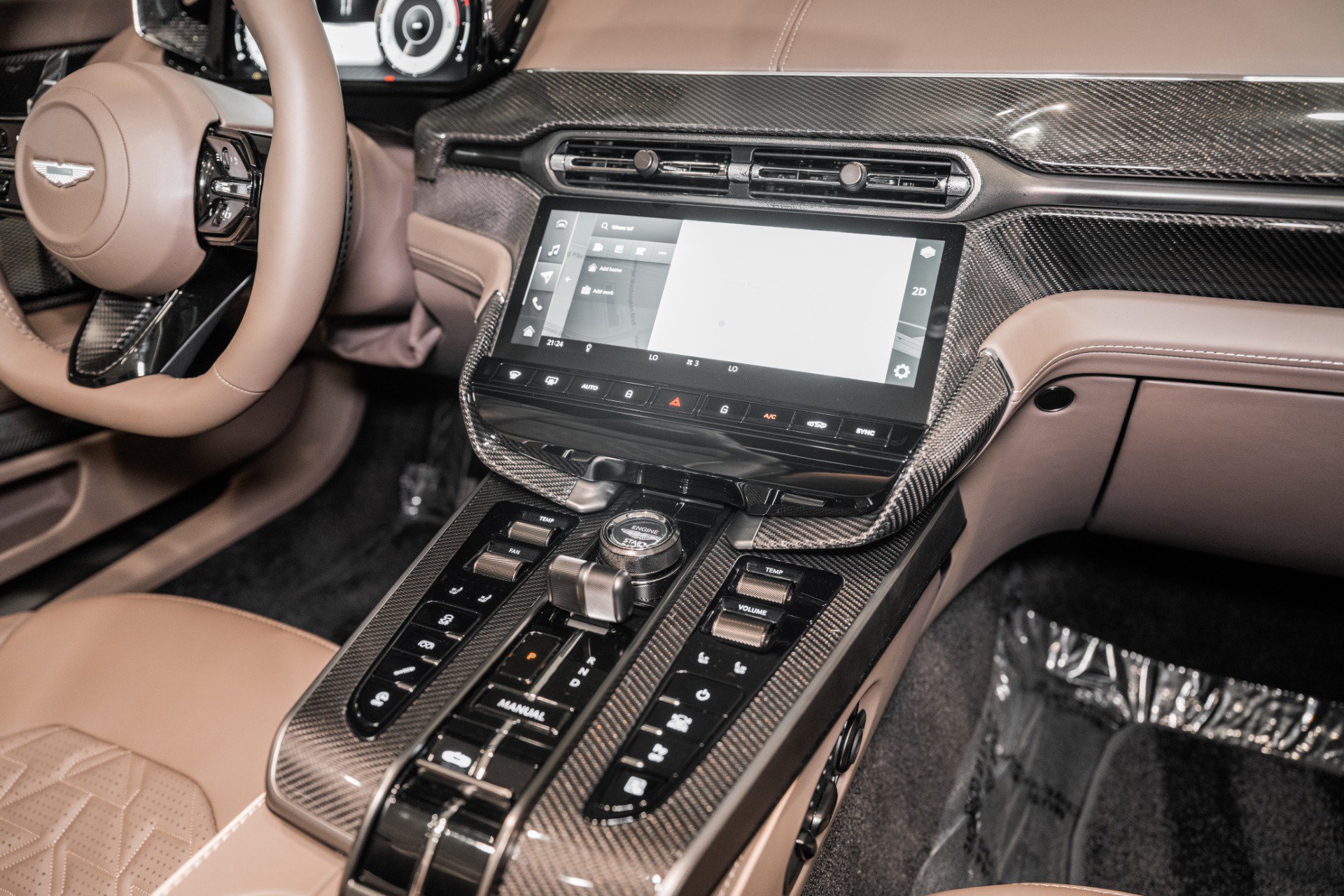 New 2026 Aston Martin Vanquish Convertible RWD image 22