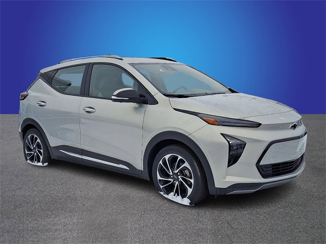 New 2023 Chevrolet Bolt EUV Premier image 2