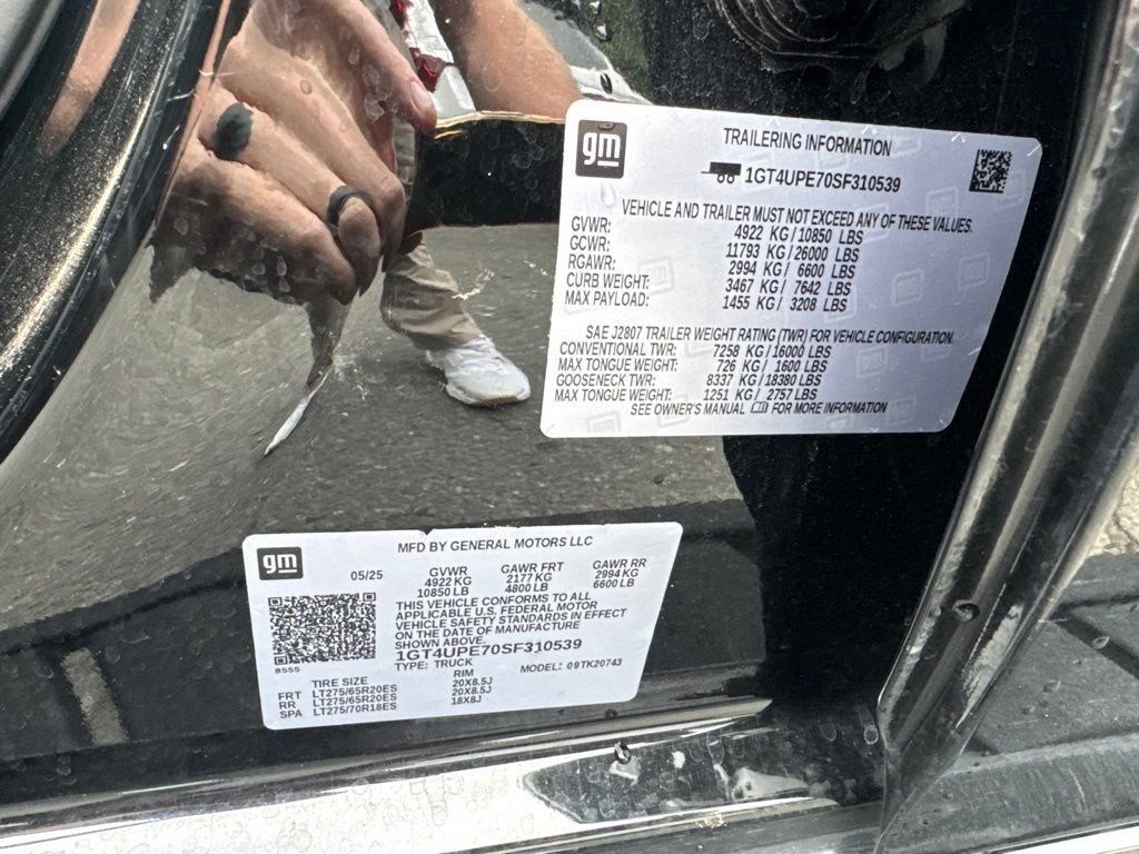 Certified 2025 GMC Sierra 2500 AT4 w/ AT4 Premium Plus Package AWD/4WD image 28