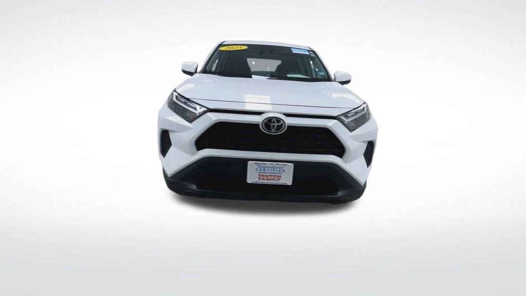 Used 2025 Toyota RAV4 LE image 3