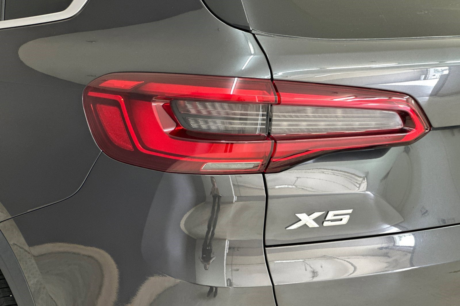 Used 2019 BMW X5 xDrive40i w/ Convenience Package image 12