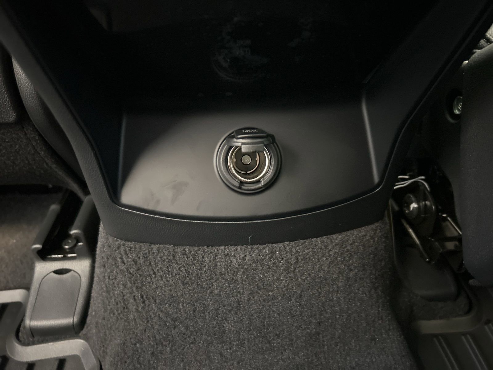 New 2026 Kia Sorento LX FWD image 13