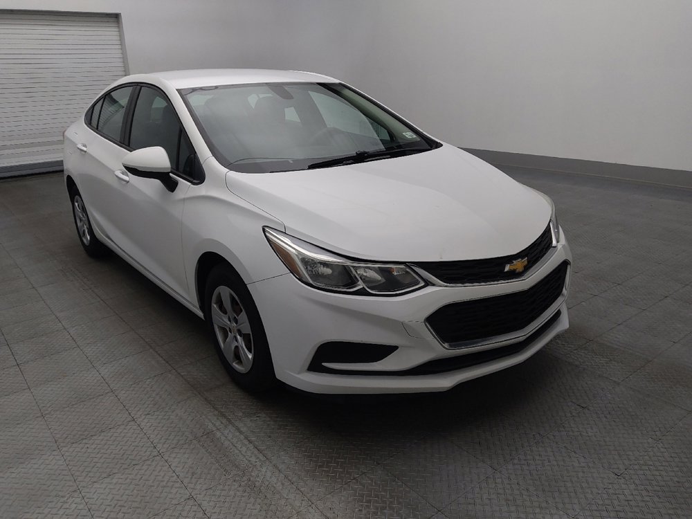 Used 2017 Chevrolet Cruze LS FWD image 13