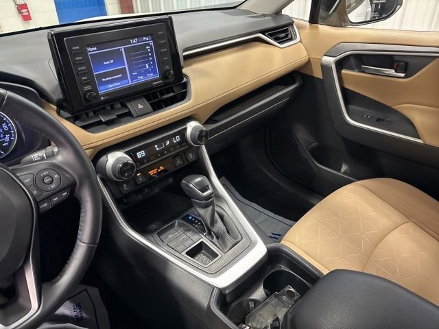 Used 2020 Toyota RAV4 XLE w/ Convenience Package AWD/4WD image 27