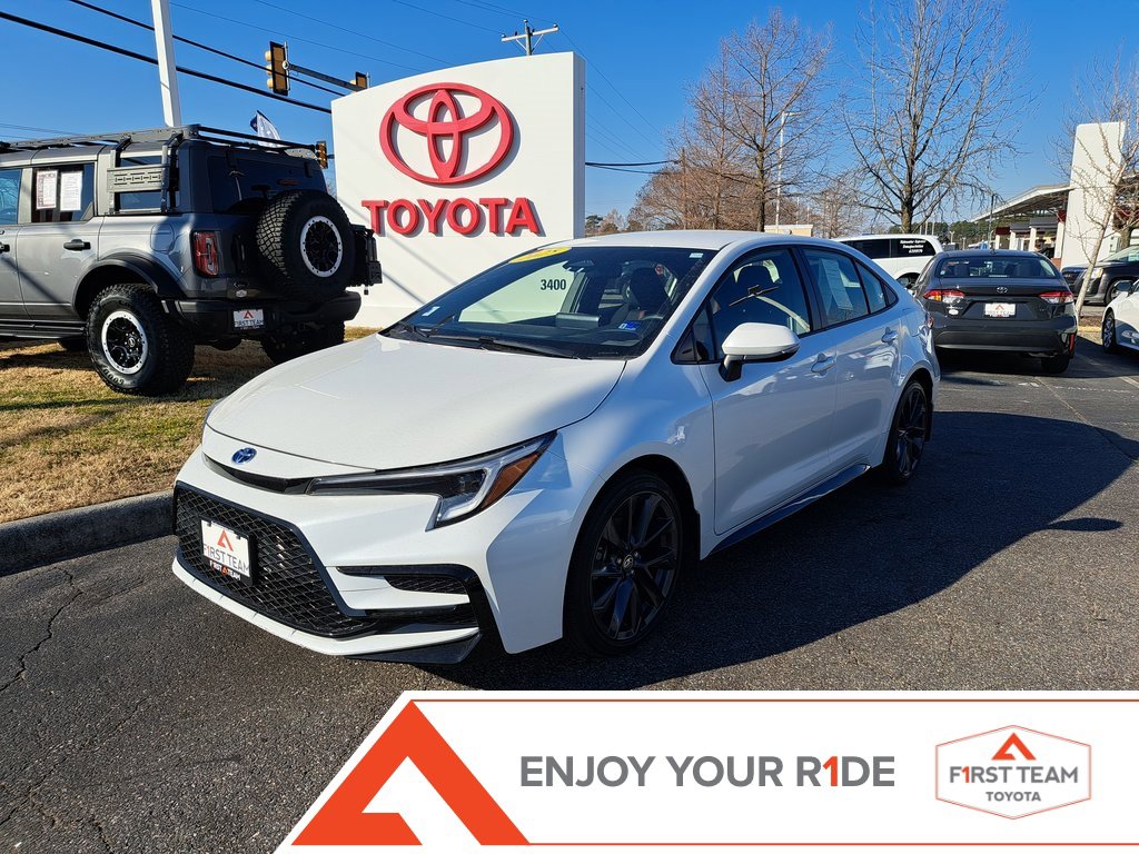 Used 2025 Toyota Corolla SE
