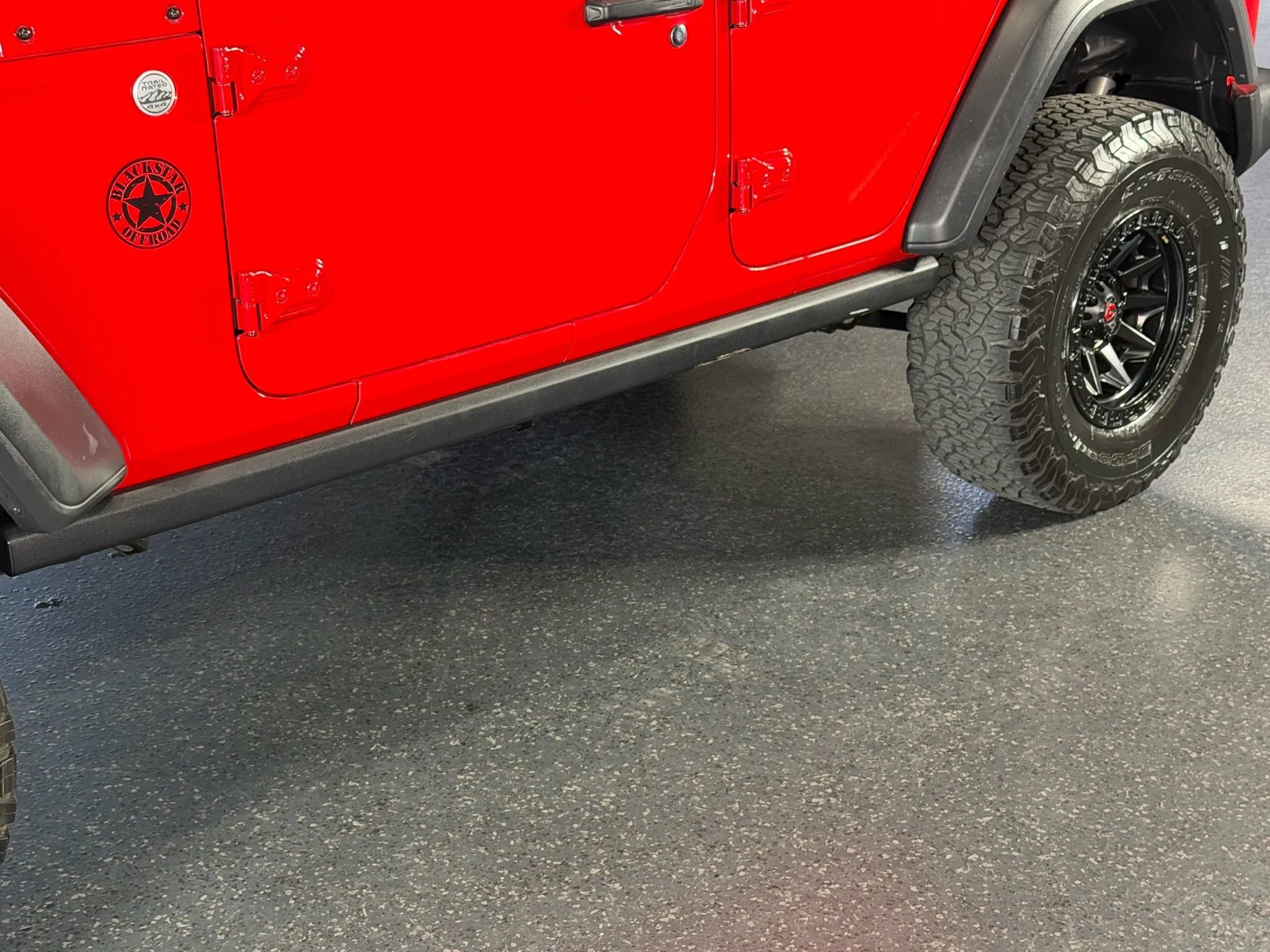 Used 2018 Jeep Wrangler Unlimited Sport image 7