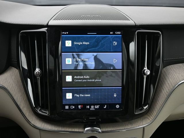 Used 2022 Volvo XC60 B6 Inscription w/ Advanced Package image 14