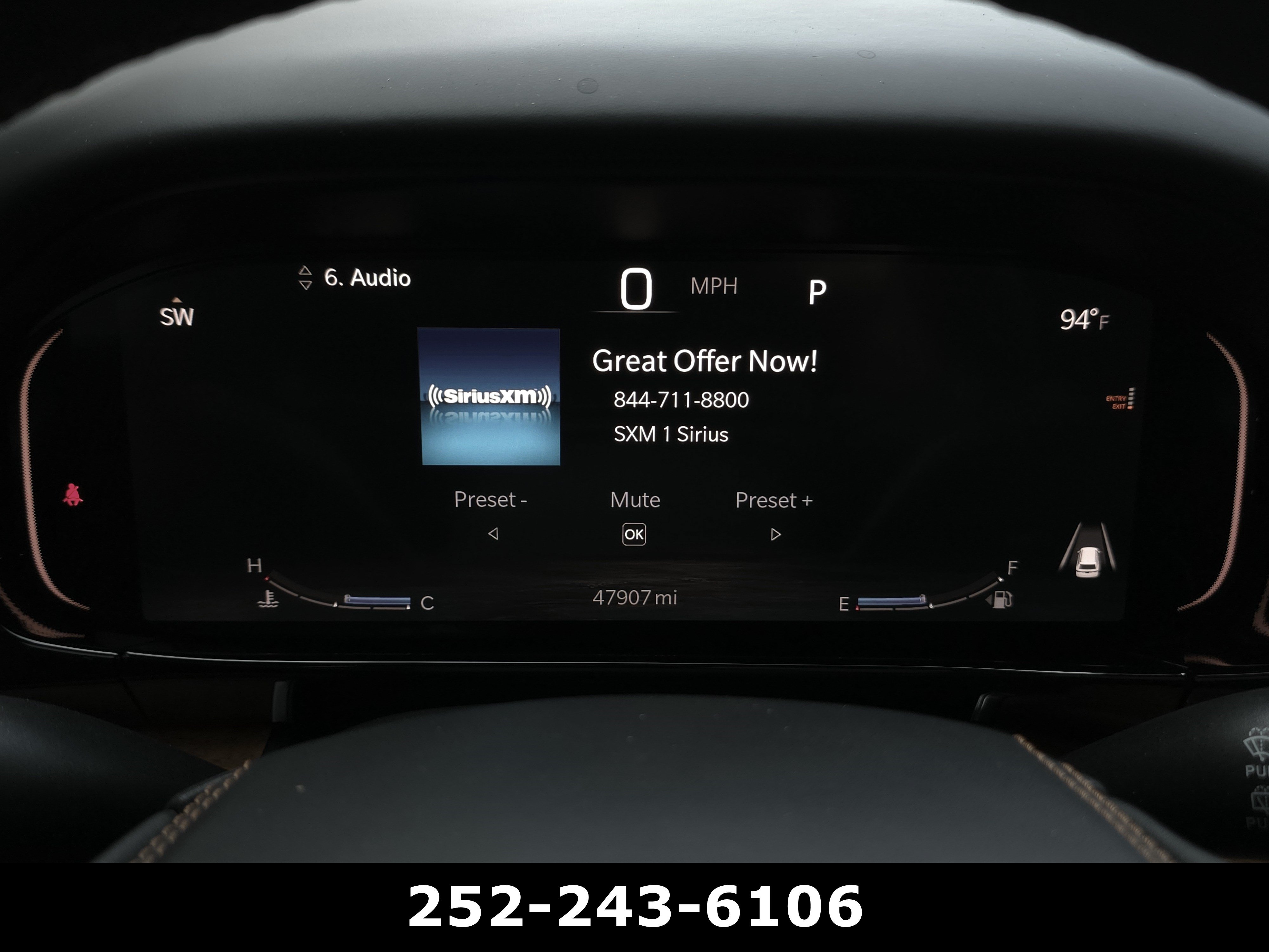 Used 2023 Jeep Grand Wagoneer Series III AWD/4WD image 32