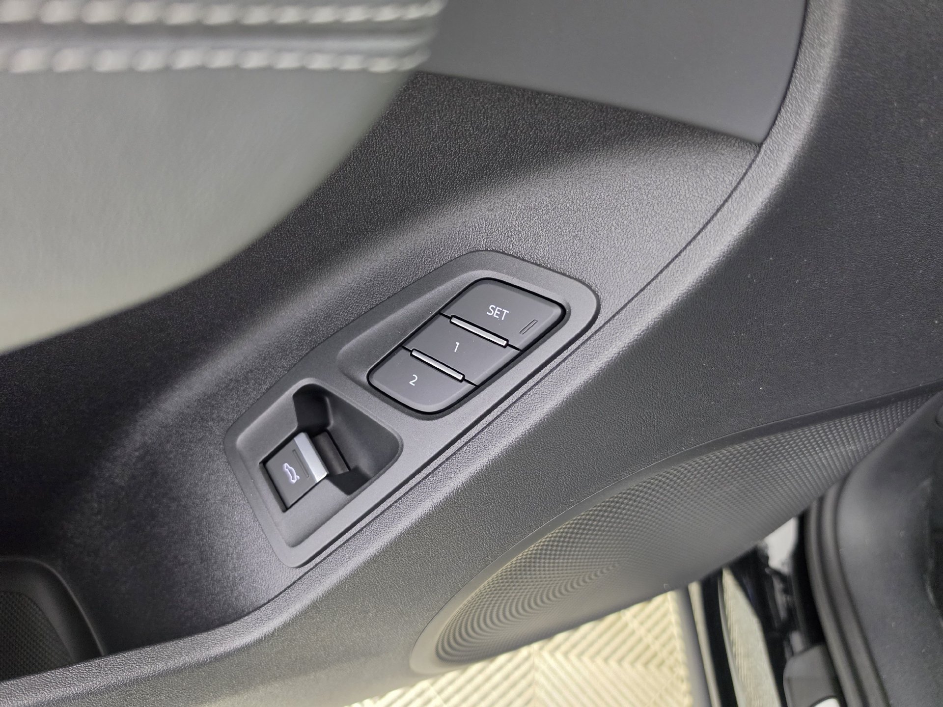 New 2026 Audi Q3 quattro 2.0T AWD/4WD image 13