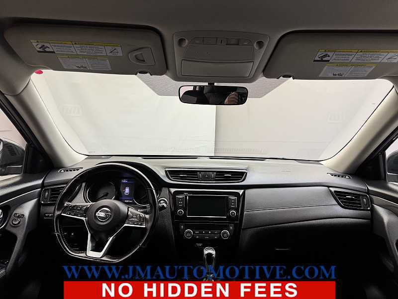 Used 2018 Nissan Rogue SV AWD/4WD image 11