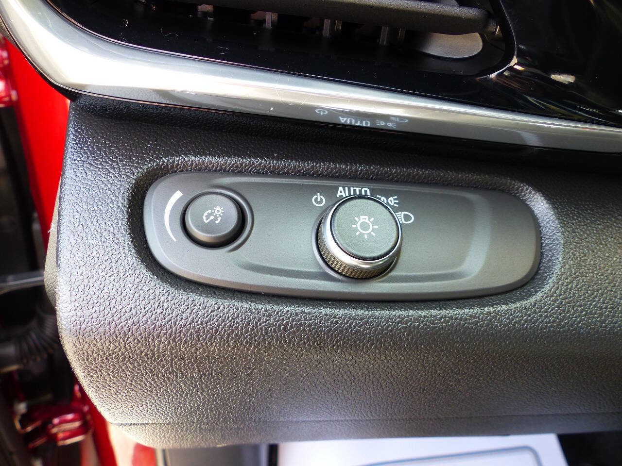 Used 2024 Buick Envista Avenir image 25