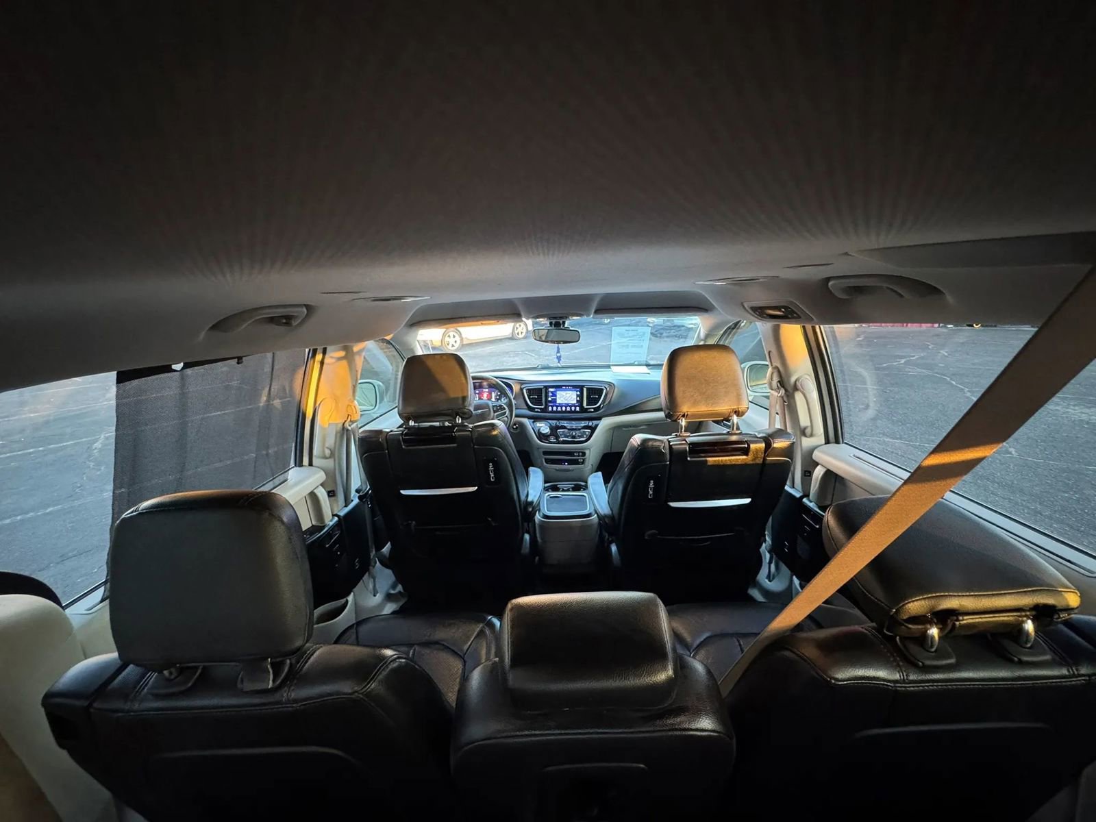 Used 2017 Chrysler Pacifica Touring-L Plus FWD image 26