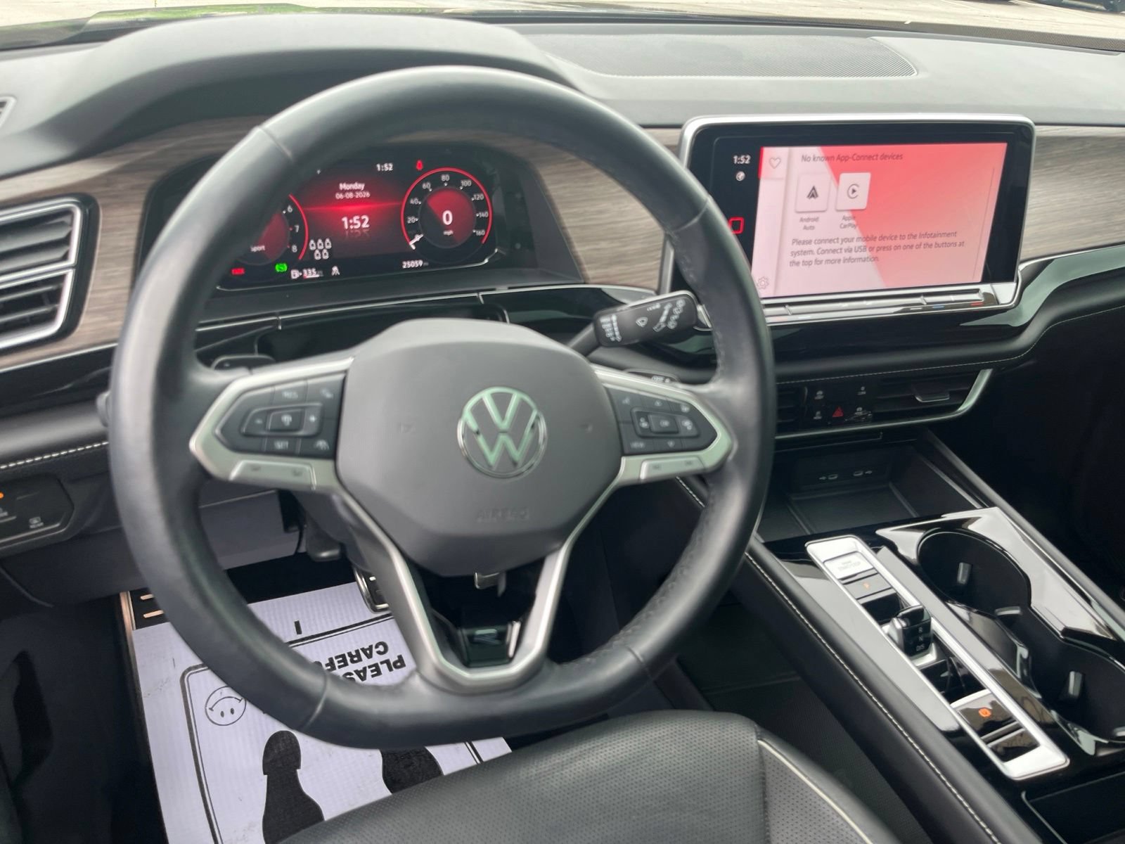 Certified 2024 Volkswagen Atlas SEL Premium R-Line AWD/4WD image 46