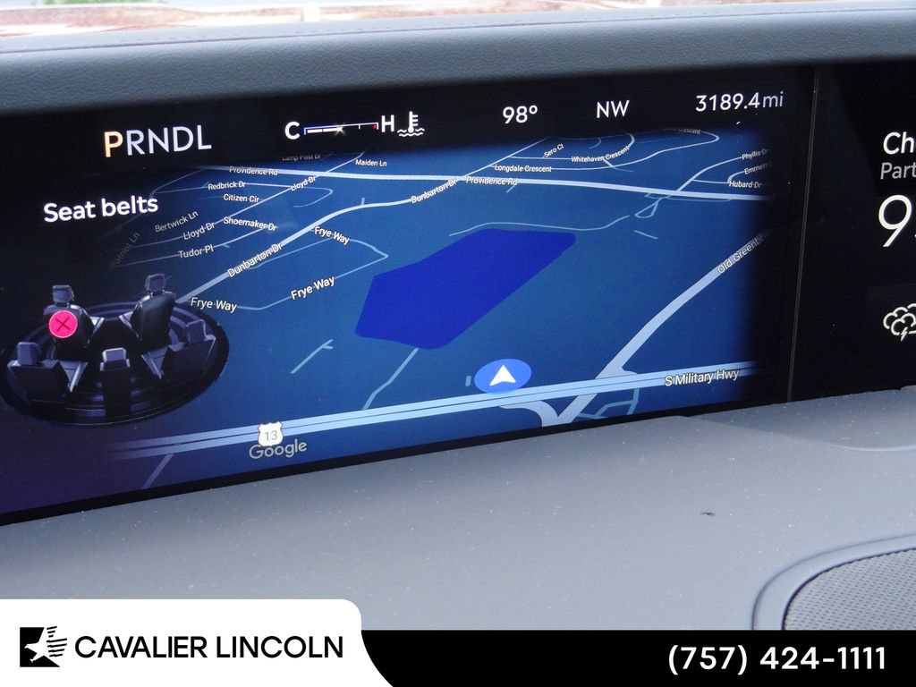 Used 2026 Lincoln Nautilus Premier AWD/4WD image 19