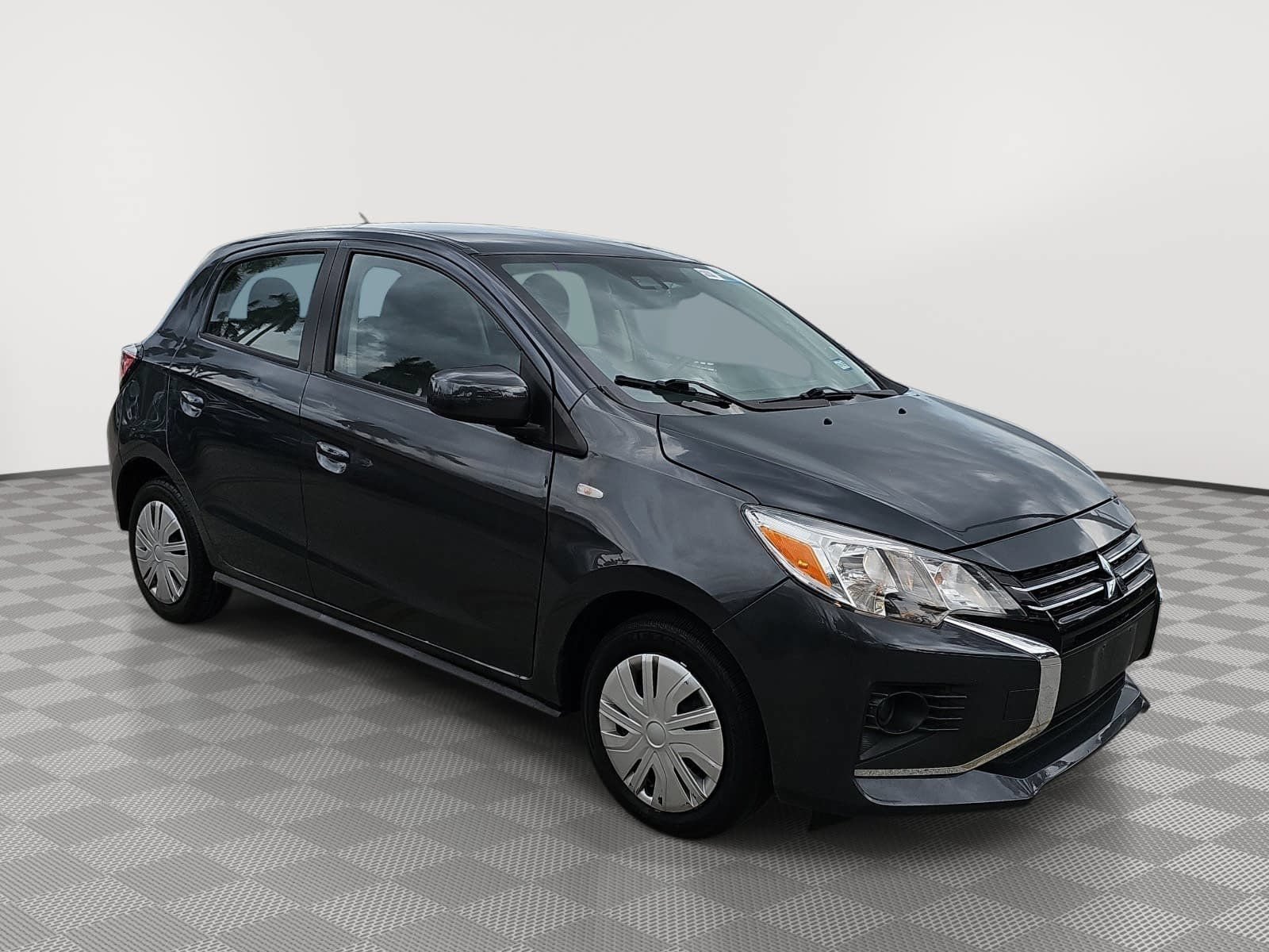 Used 2024 Mitsubishi Mirage LE FWD image 2