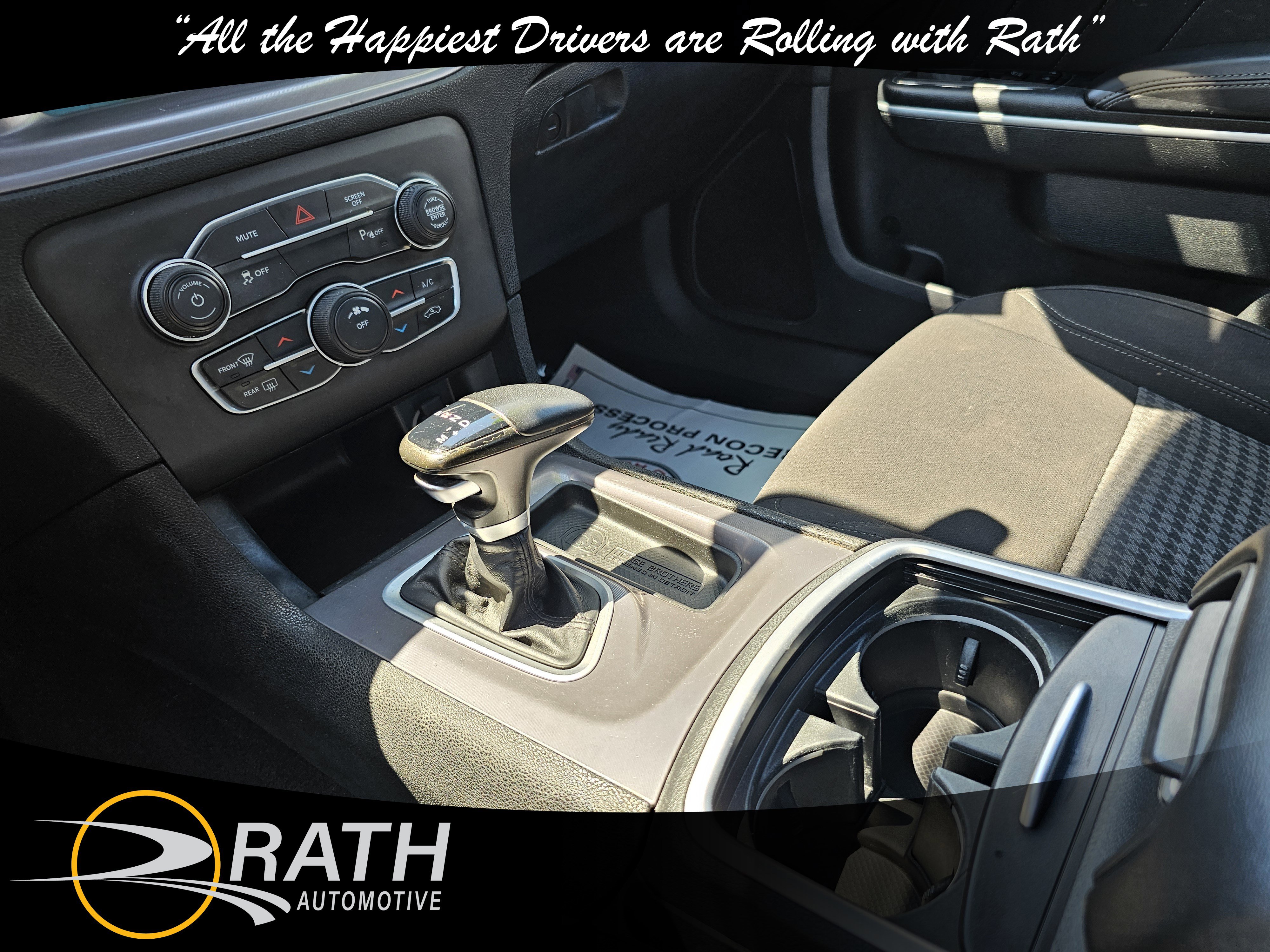 Used 2023 Dodge Charger SXT image 16