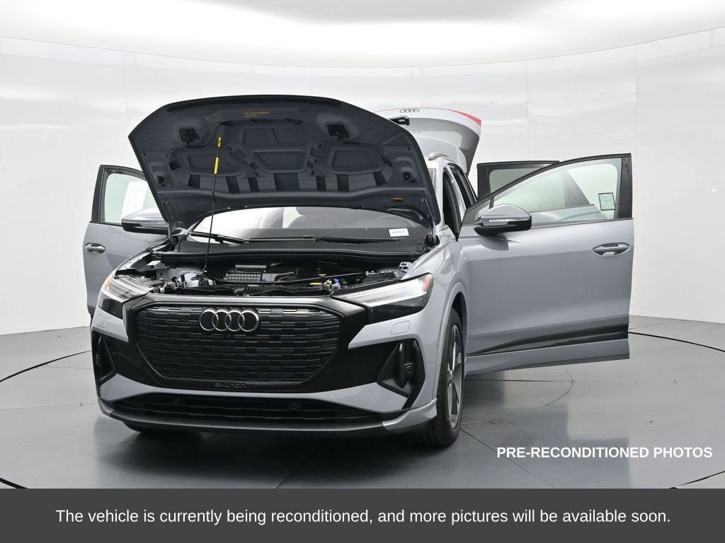 Used 2024 Audi Q4 e-tron Prestige w/ Black Optic Package image 37