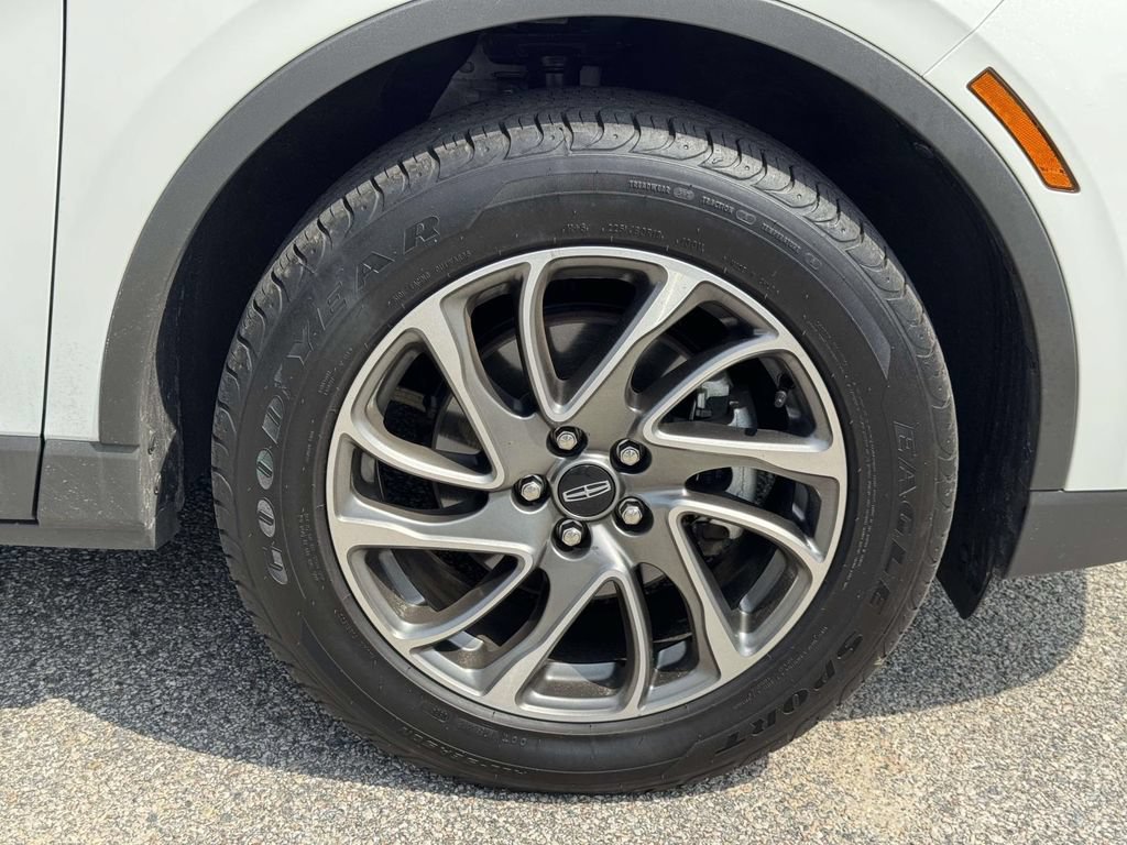 Used 2022 Lincoln Corsair FWD w/ Equipment Group 101A image 25