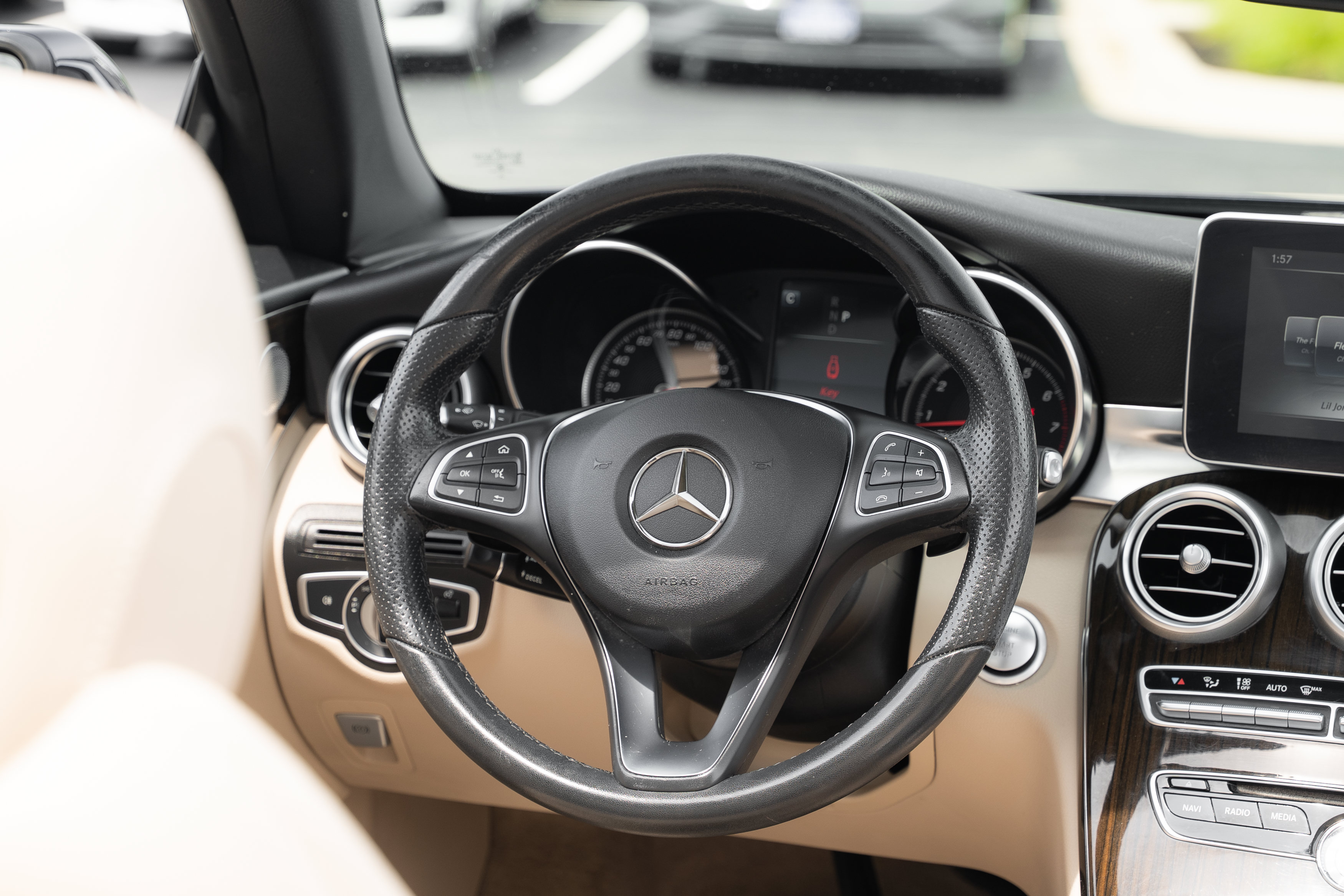 Used 2017 Mercedes-Benz C 300 4MATIC Cabriolet image 13