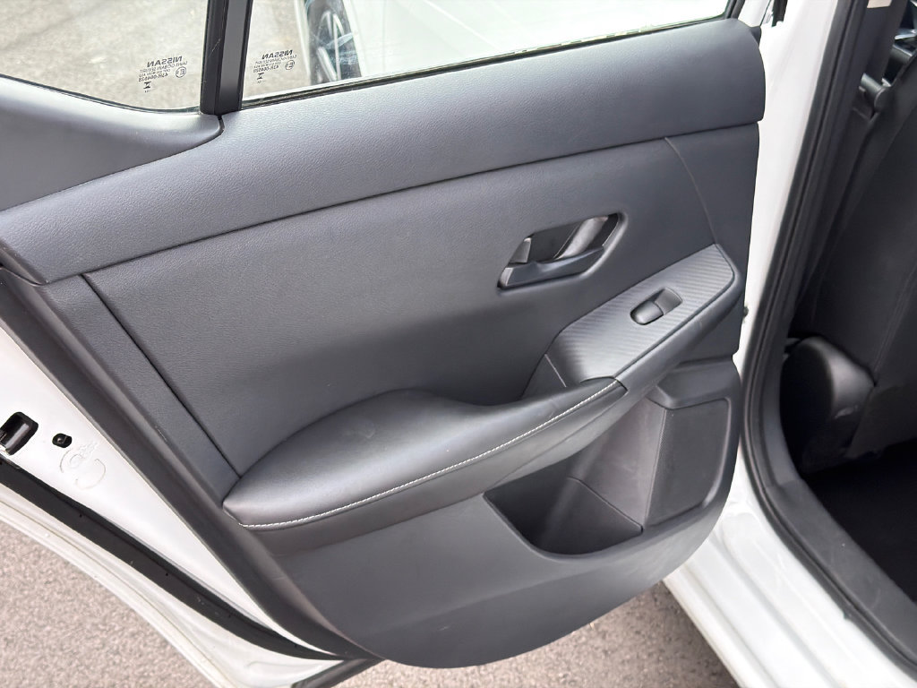 Used 2024 Nissan Sentra SV FWD image 21
