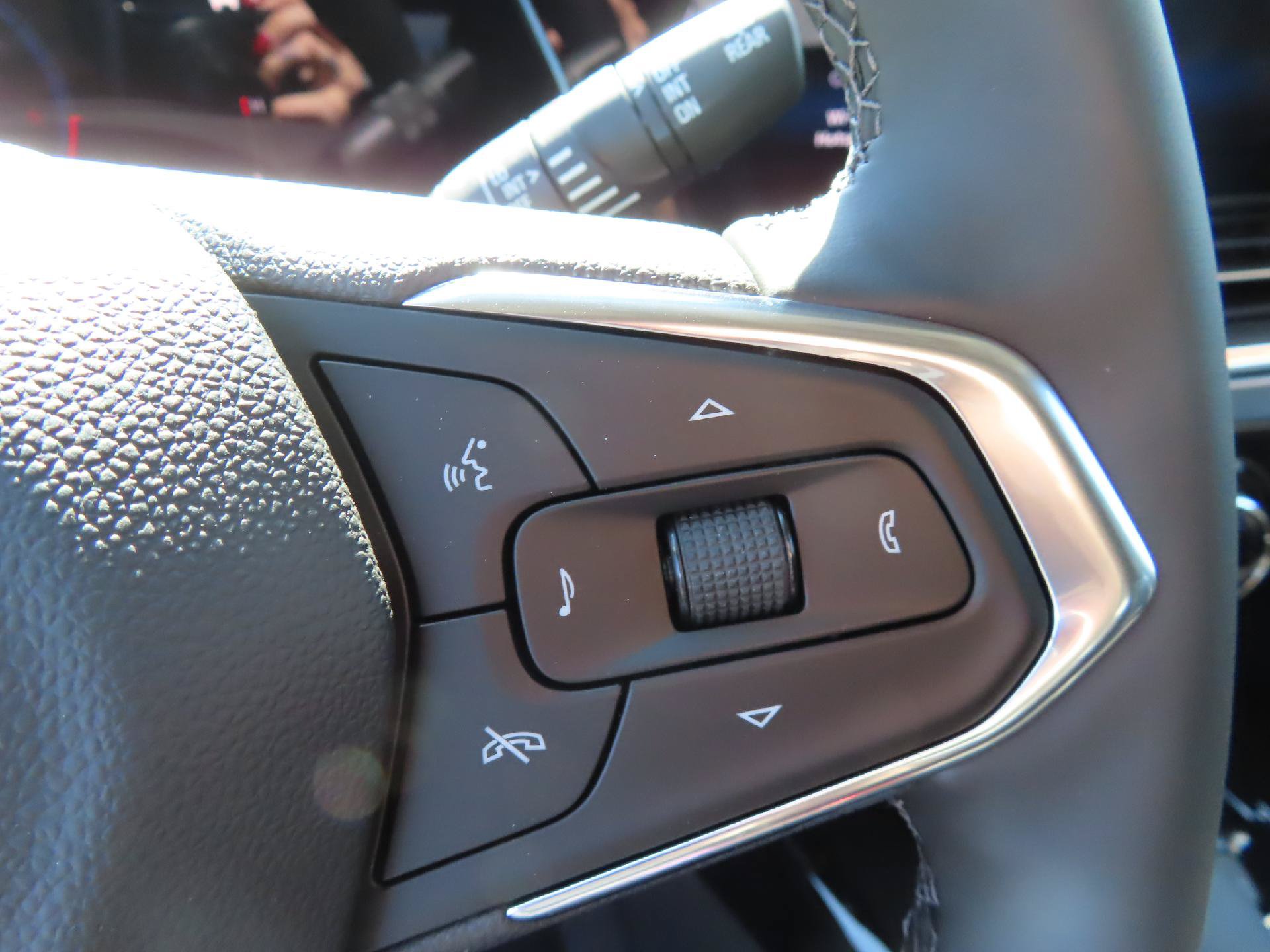 New 2026 Chevrolet Trax ACTIV w/ Driver Confidence Package FWD image 19