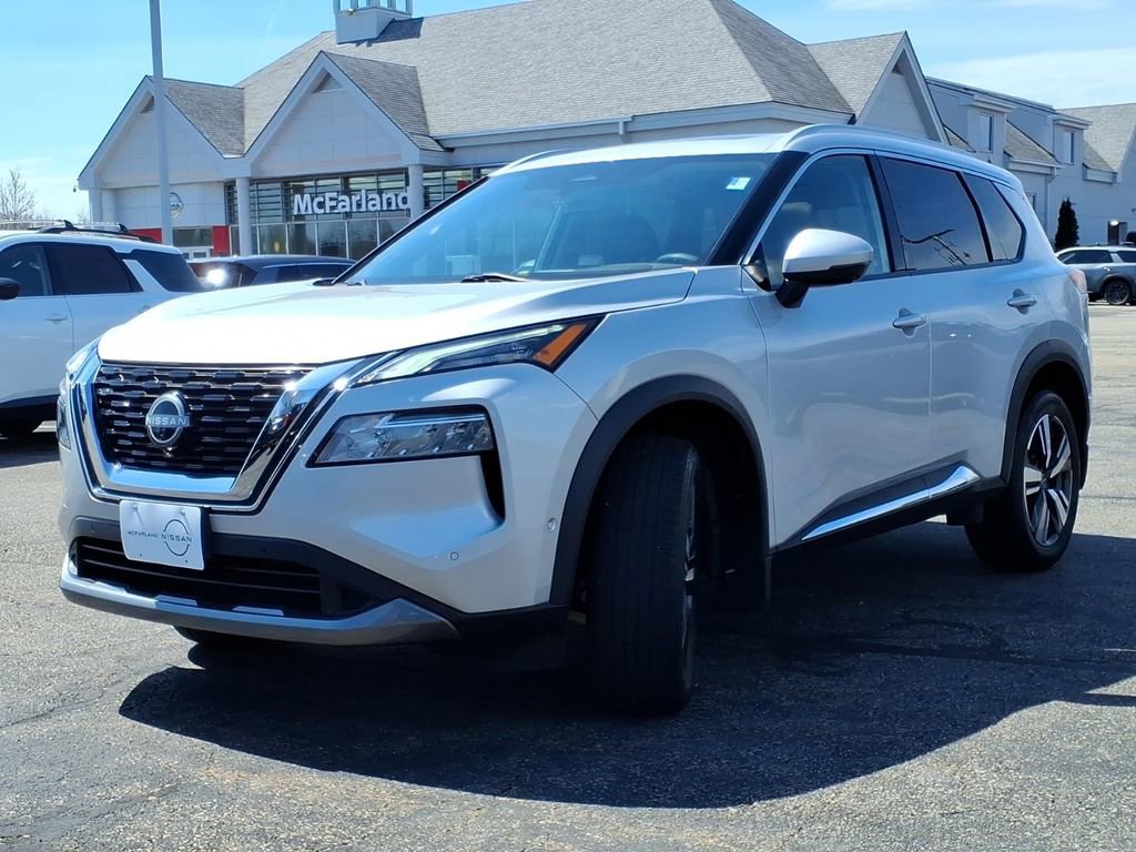 Certified 2023 Nissan Rogue SL w/ SL Premium Package image 6