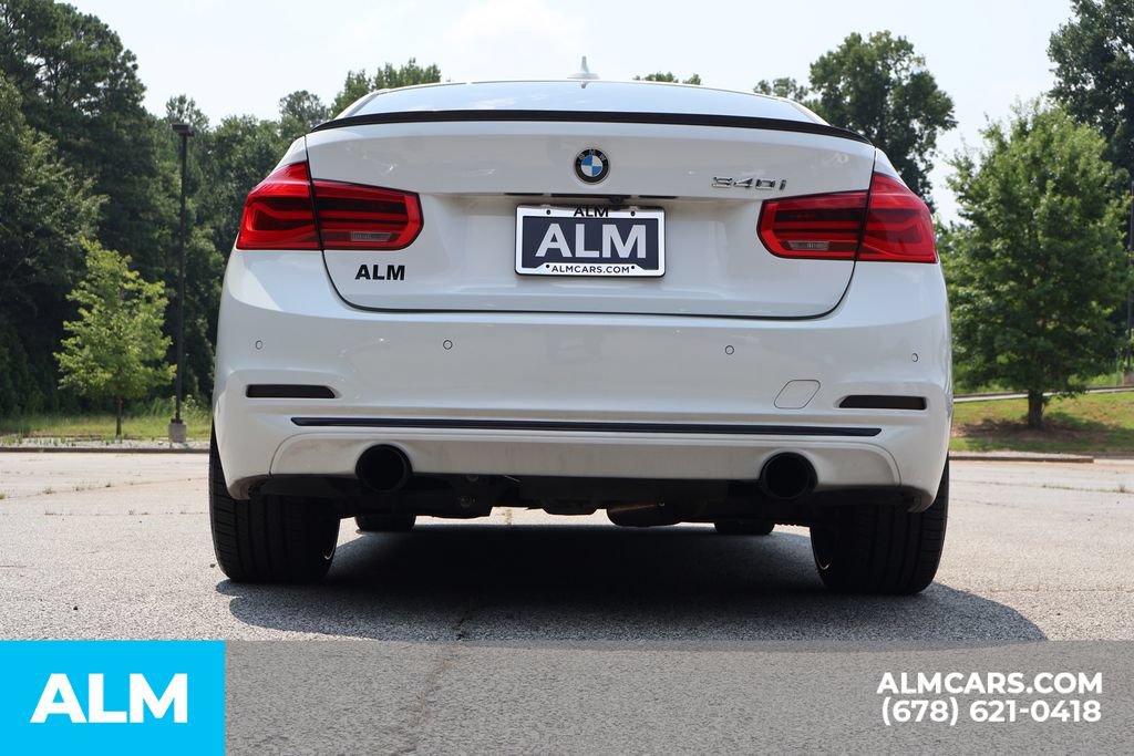 Used 2017 BMW 340i Sedan RWD image 7