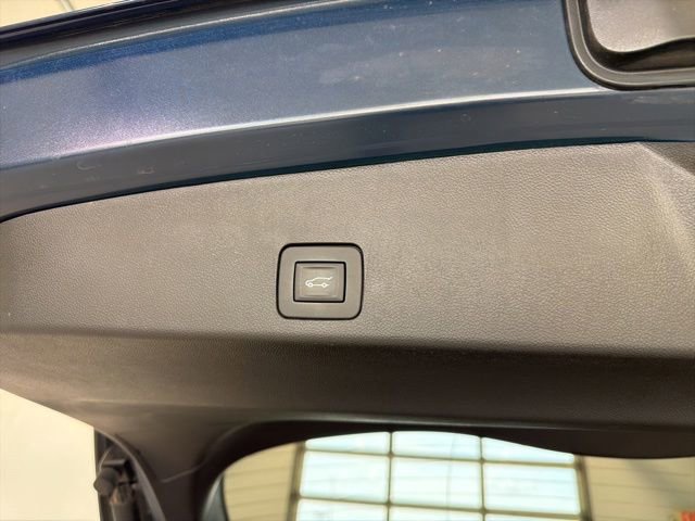 Used 2023 Buick Encore GX Essence w/ Experience Buick Package AWD/4WD image 18