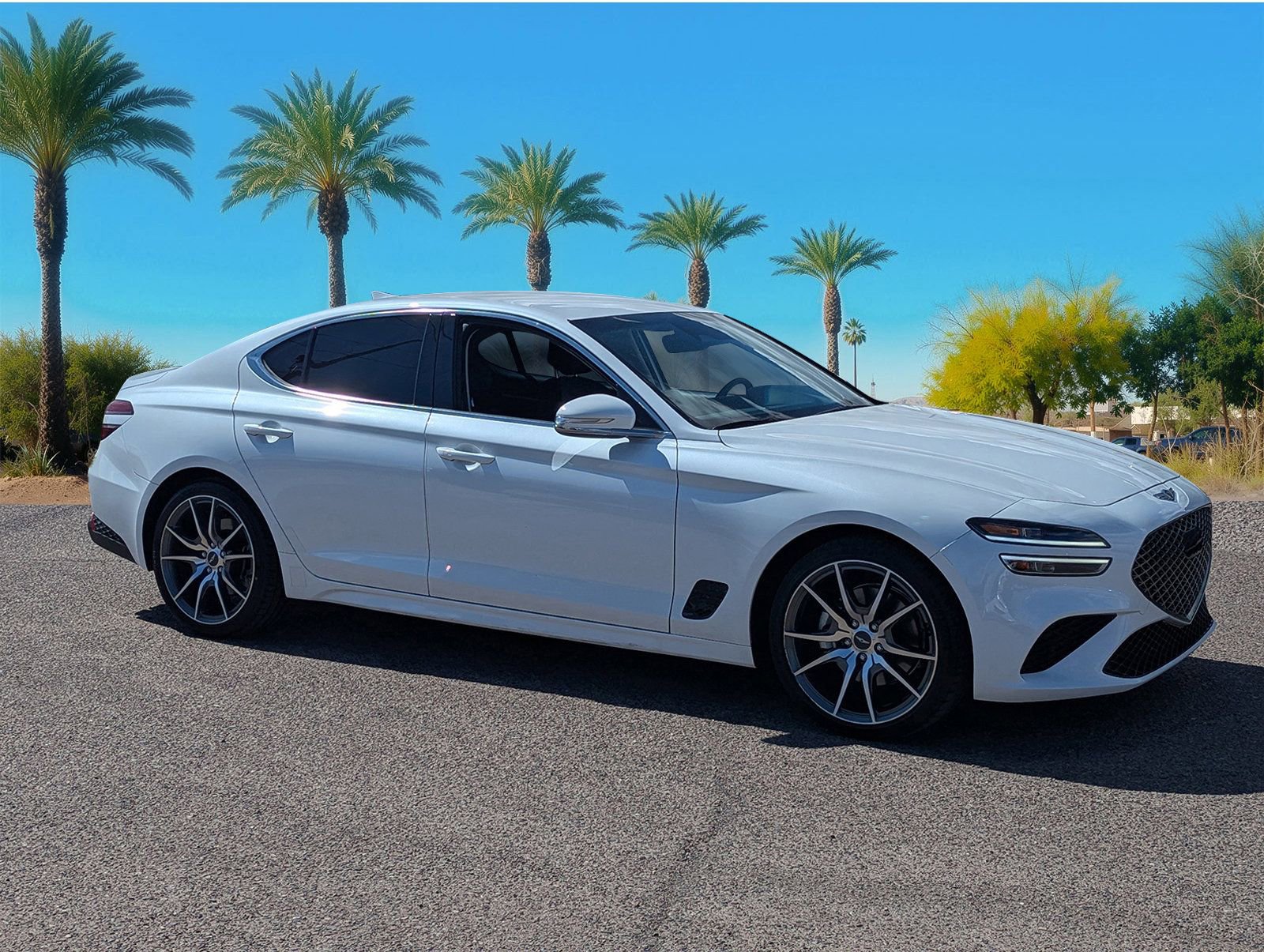 Used 2023 Genesis G70 2.0T image 5
