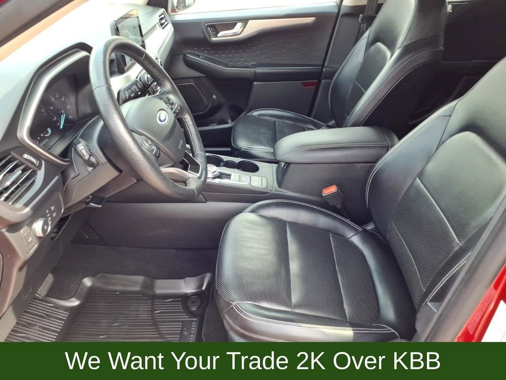 Used 2020 Ford Escape SEL image 9