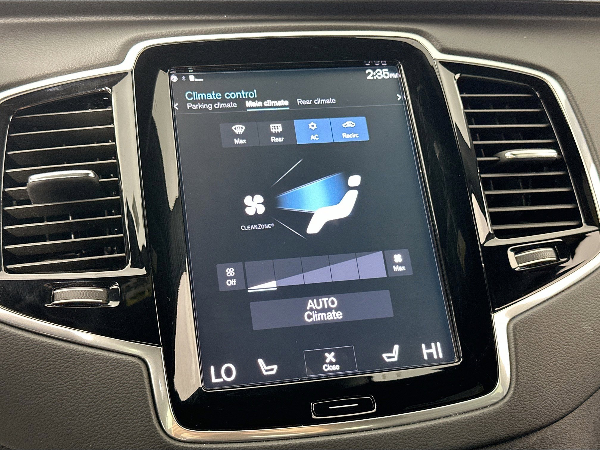 Used 2022 Volvo XC90 T8 R-Design w/ Advanced Package image 15