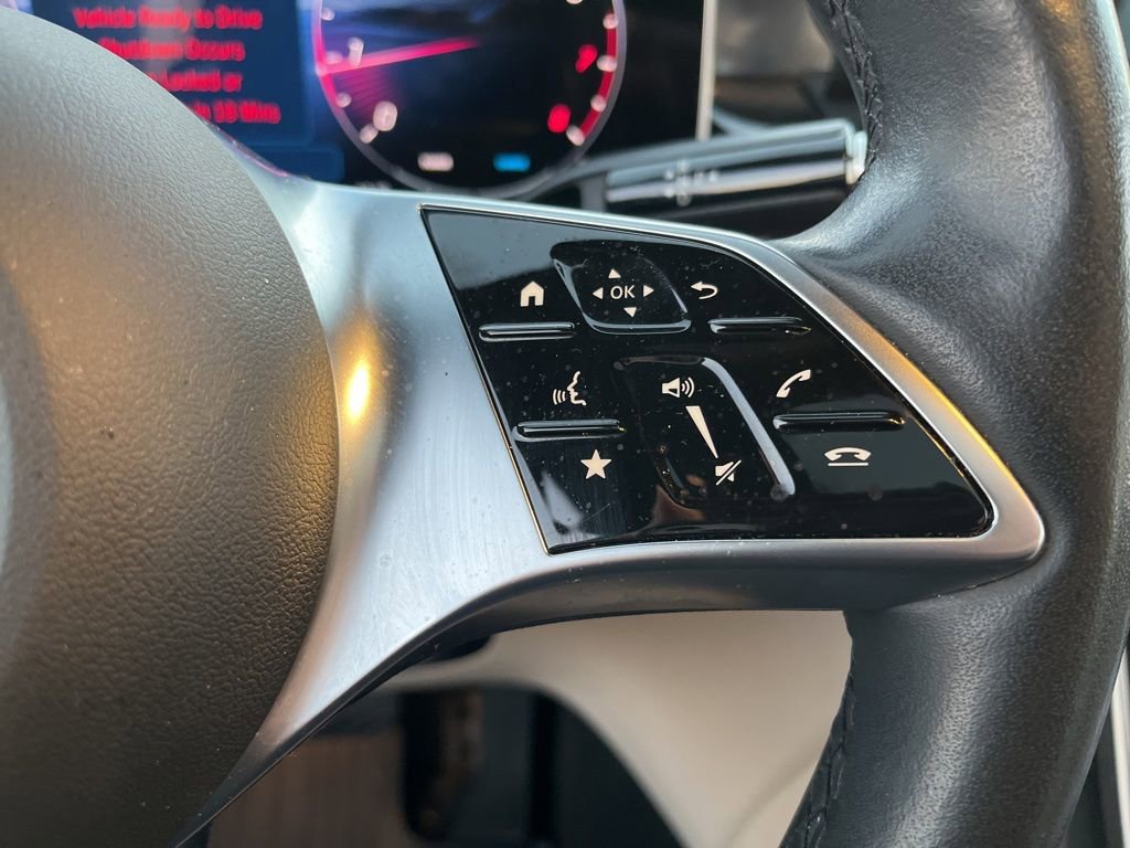 Used 2025 Mercedes-Benz GLC 300 4MATIC image 22