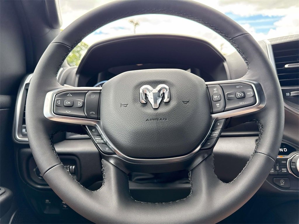 New 2026 RAM 1500 4x4 Crew Cab image 16