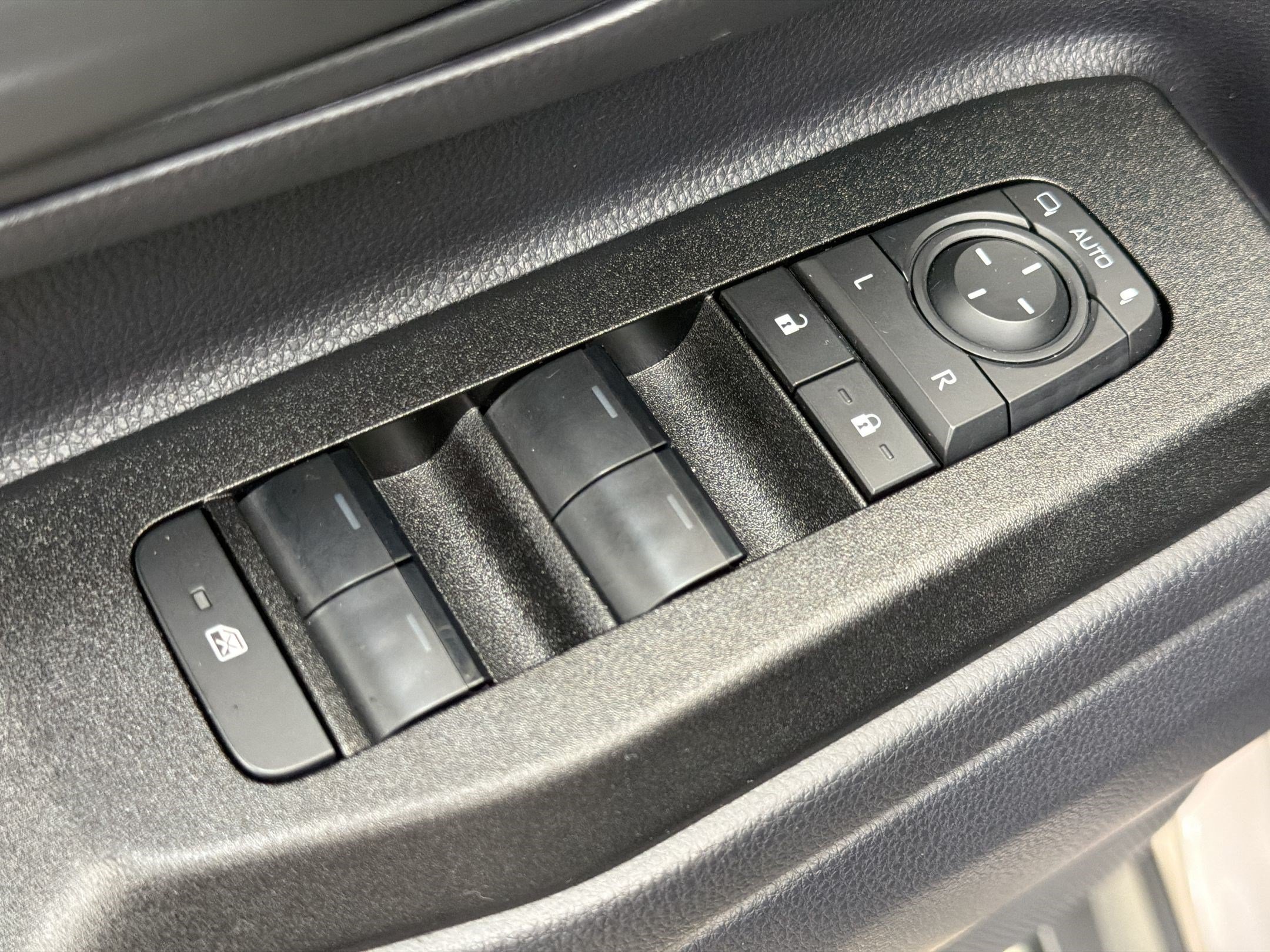 Used 2025 Toyota Land Cruiser 1958 AWD/4WD image 13