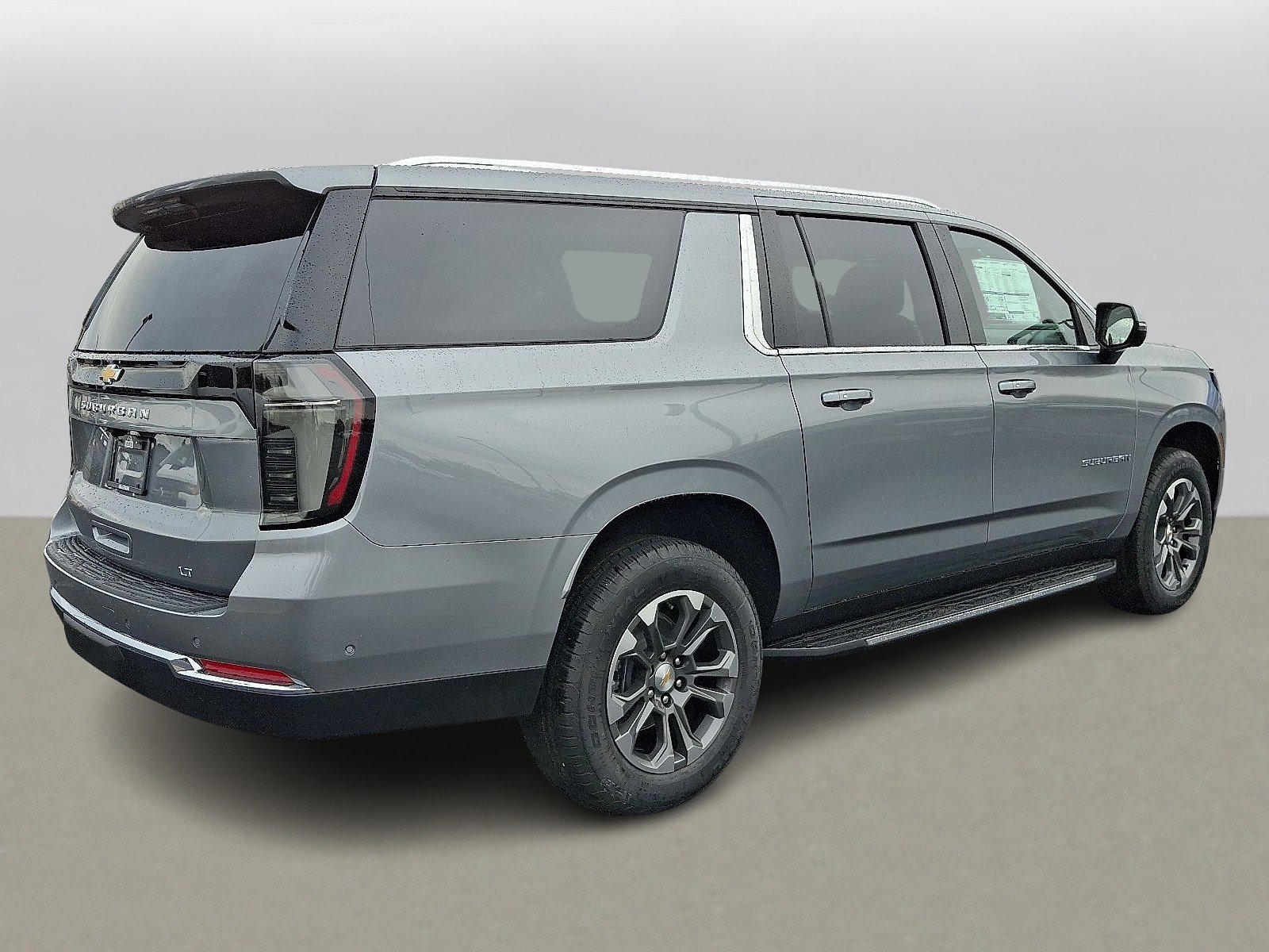 New 2026 Chevrolet Suburban LT image 3