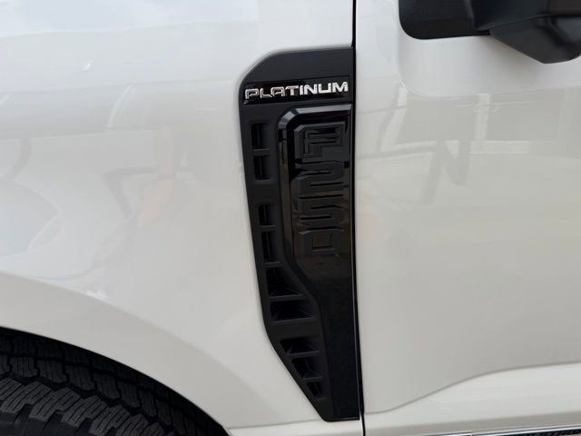 New 2026 Ford F250 4x4 Crew Cab Super Duty image 10