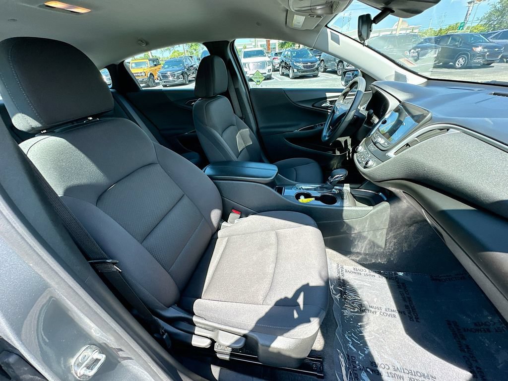 Used 2024 Chevrolet Malibu LT FWD image 27