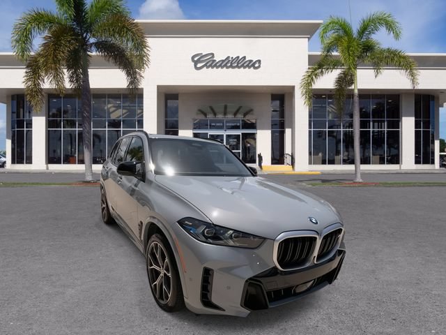 Used 2026 BMW X5 M60i AWD/4WD image 3