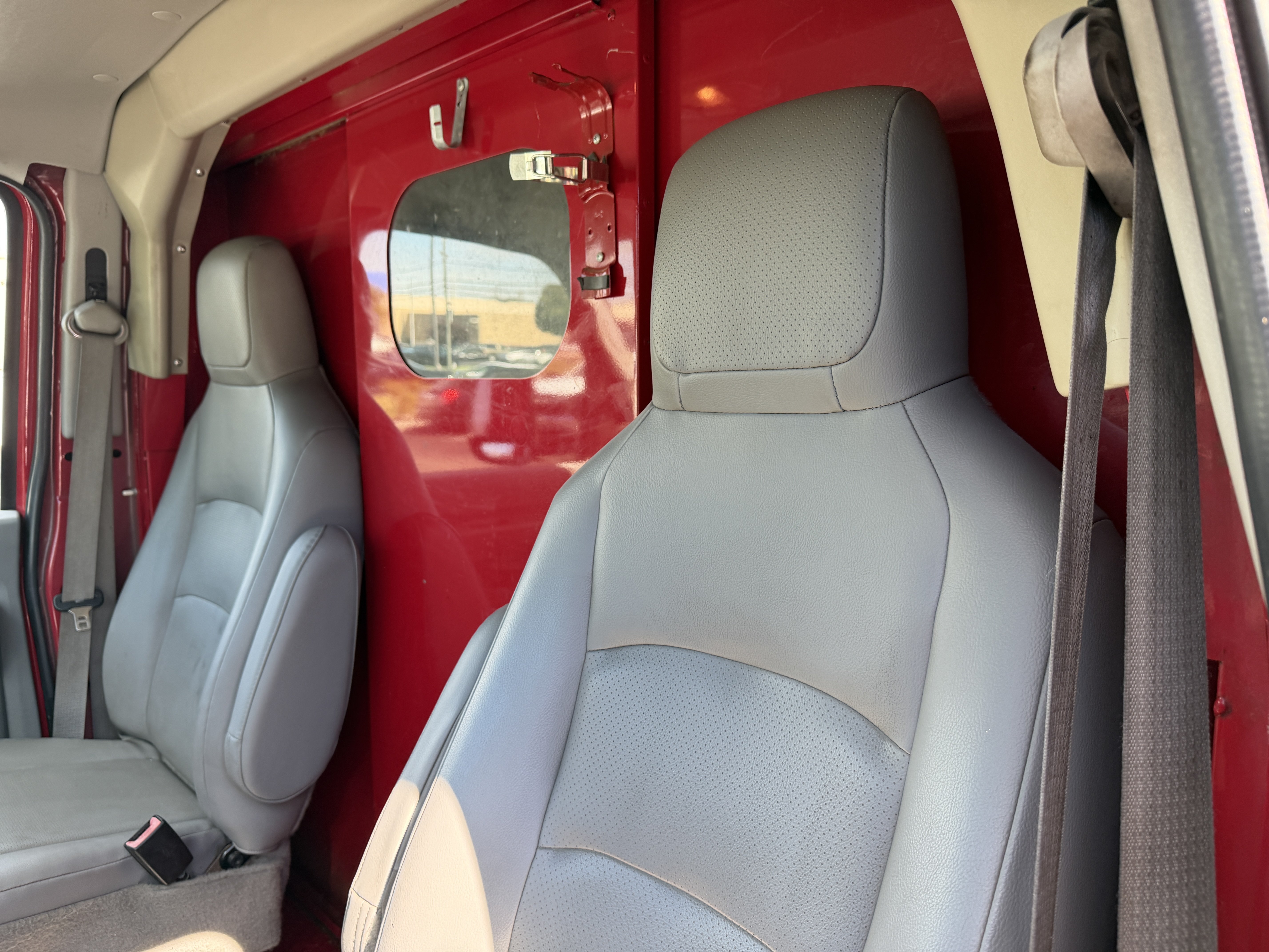 Used 2014 Ford E-350 and Econoline 350 Super Duty w/ Power Windows & Locks Group RWD image 20