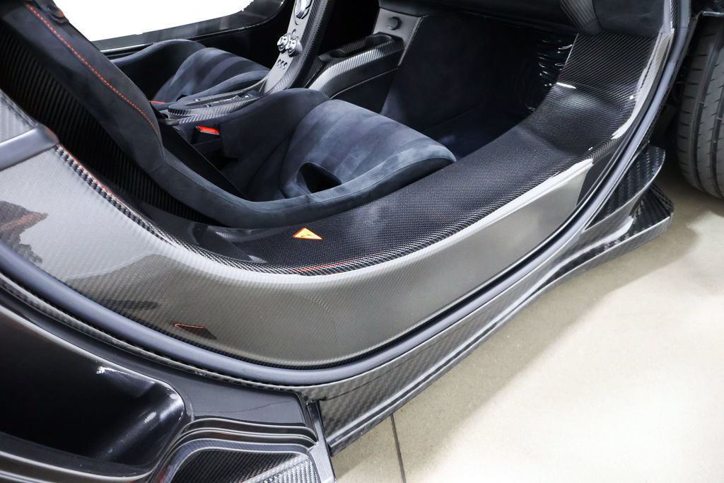 Used 2014 McLaren P1 RWD image 44