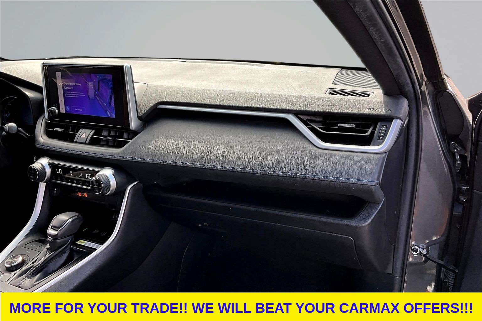 Used 2023 Toyota RAV4 SE AWD/4WD image 25