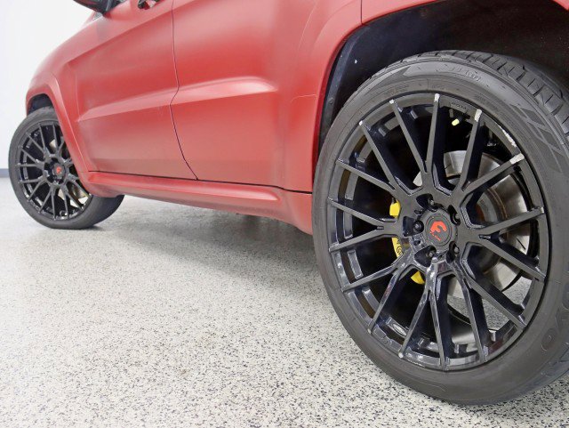 Used 2021 Jeep Grand Cherokee Trackhawk image 12