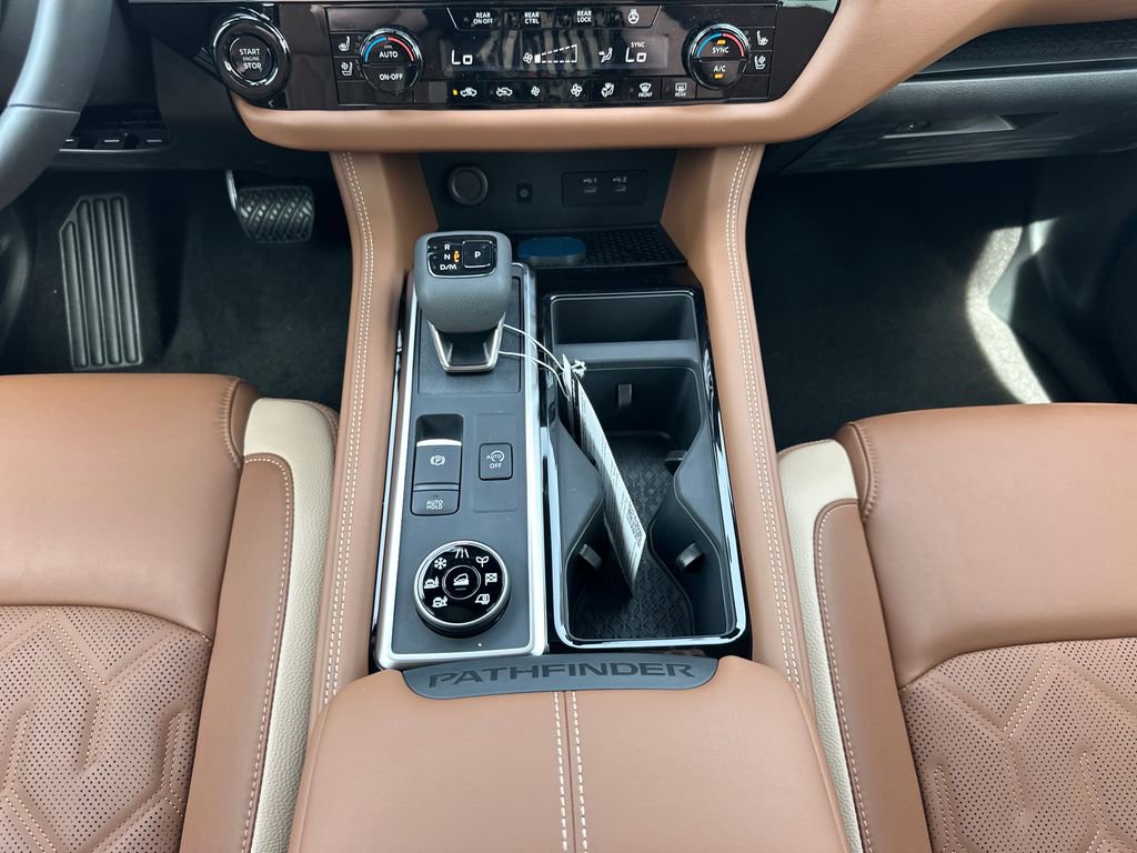 New 2026 Nissan Pathfinder Platinum AWD/4WD image 30