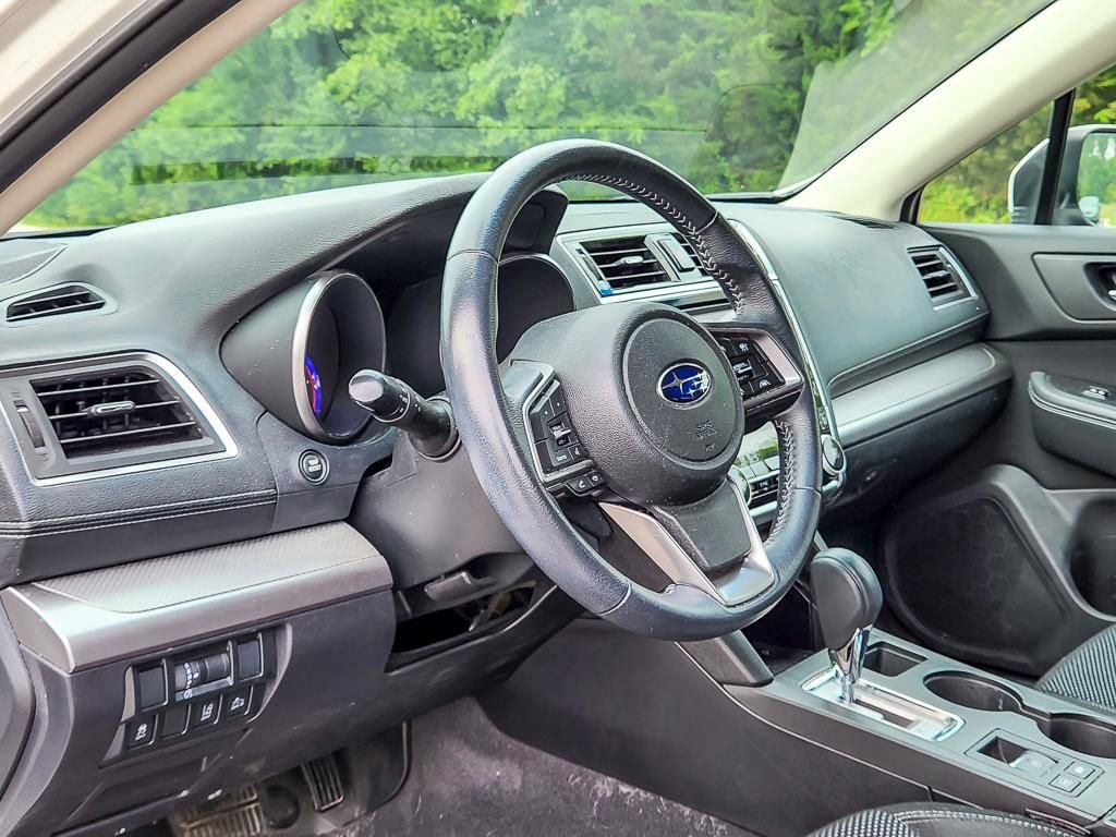 Used 2019 Subaru Outback 2.5i Premium AWD/4WD image 9