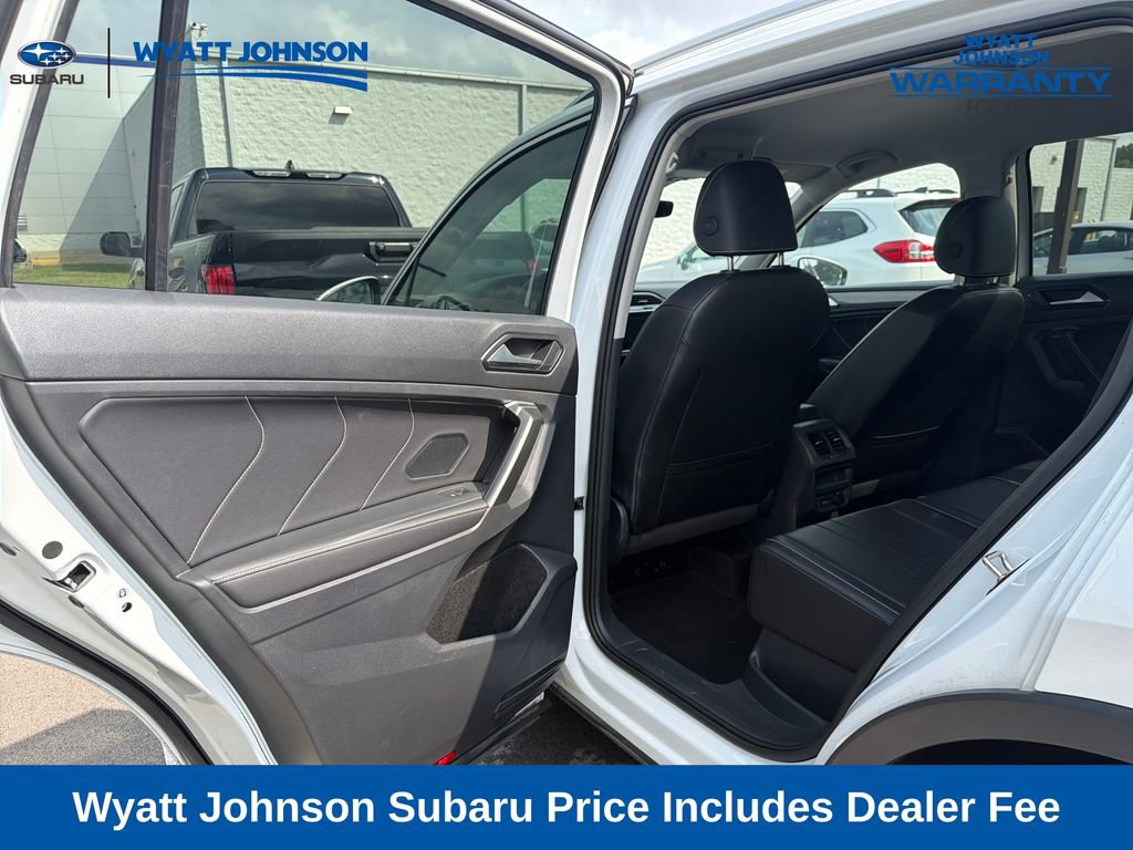 Used 2024 Volkswagen Tiguan SE AWD/4WD image 26