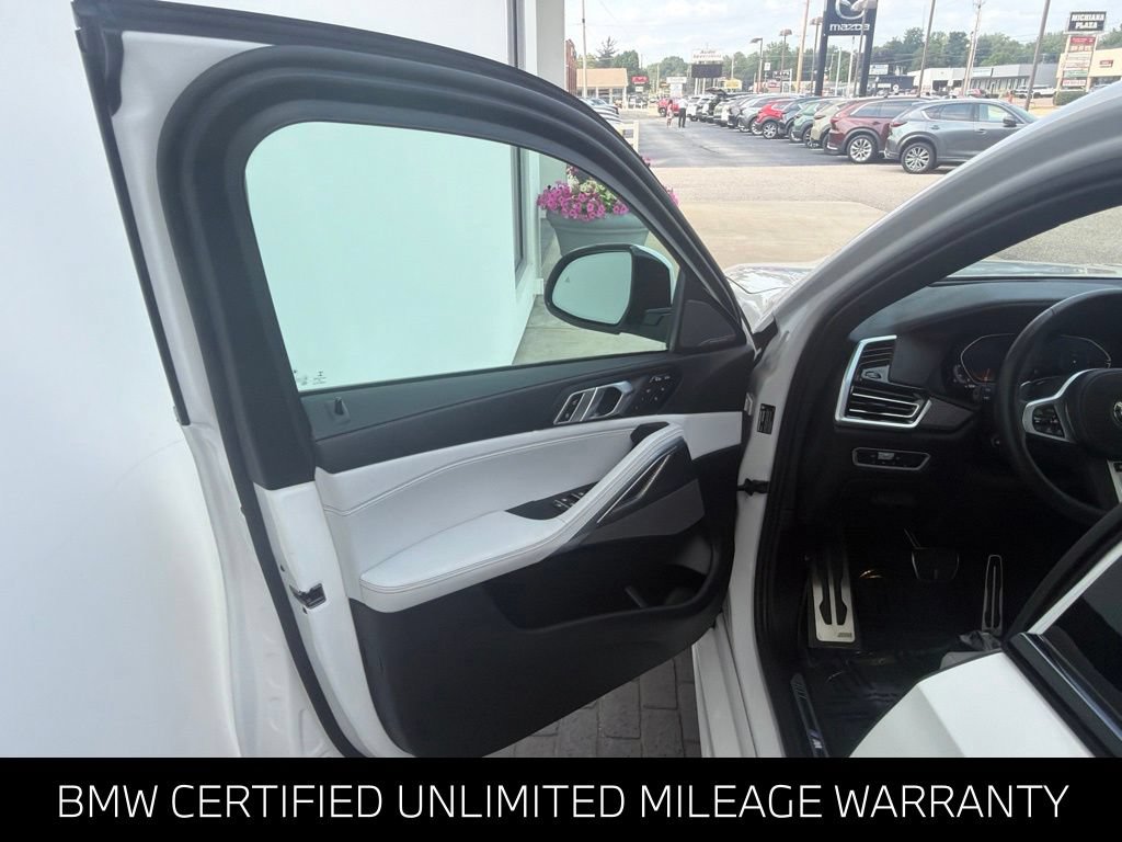 Used 2023 BMW X6 xDrive40i w/ Executive Package AWD/4WD image 23